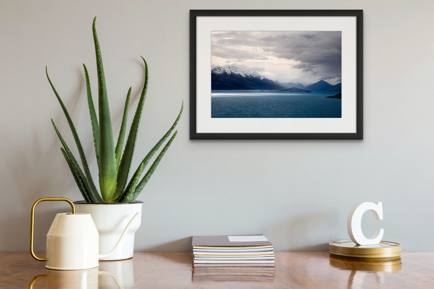 LAKE WAKATIPU